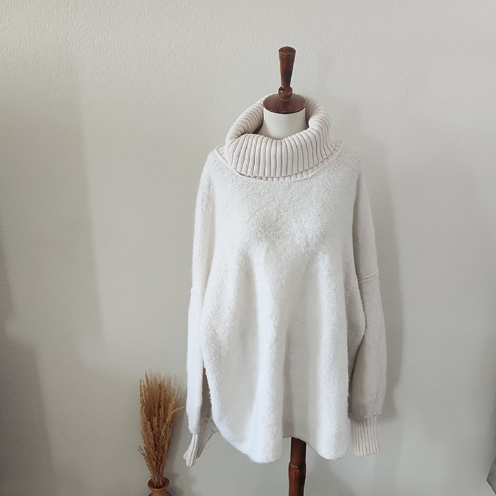 Free People Cream White Cowl Turtleneck Sweater